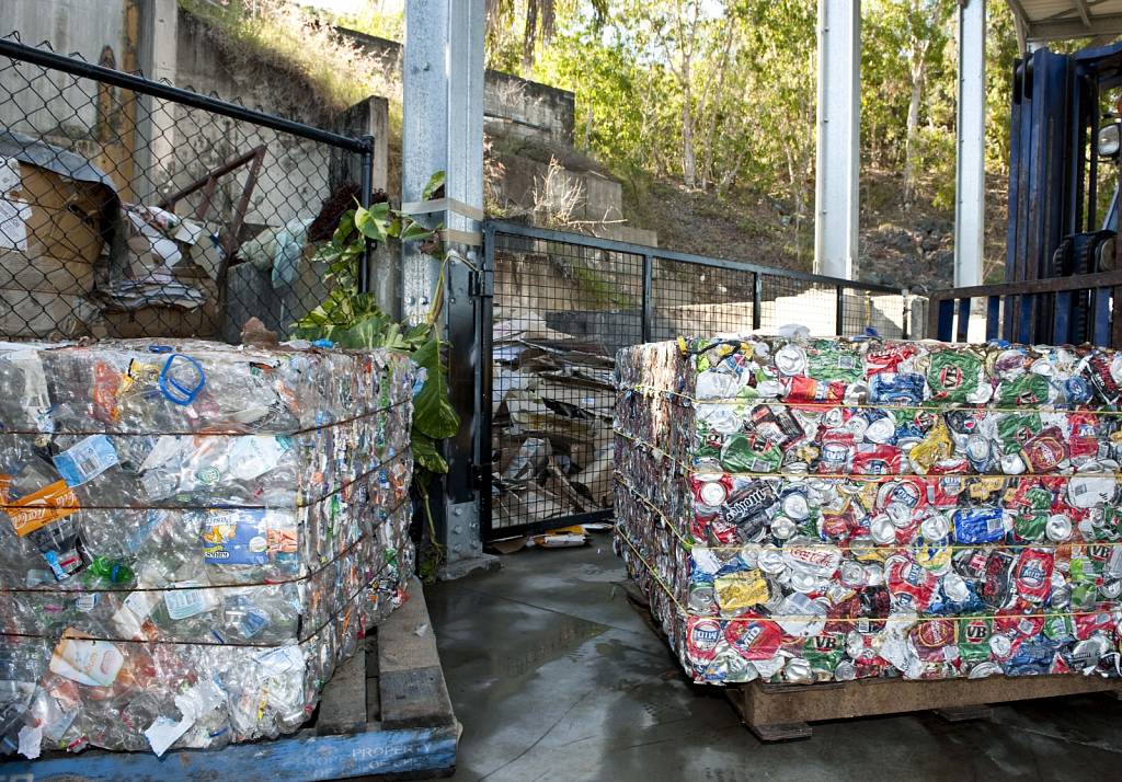 Hamilton-Island-s-Waste-management-amp-Recycling-Centre.JPG