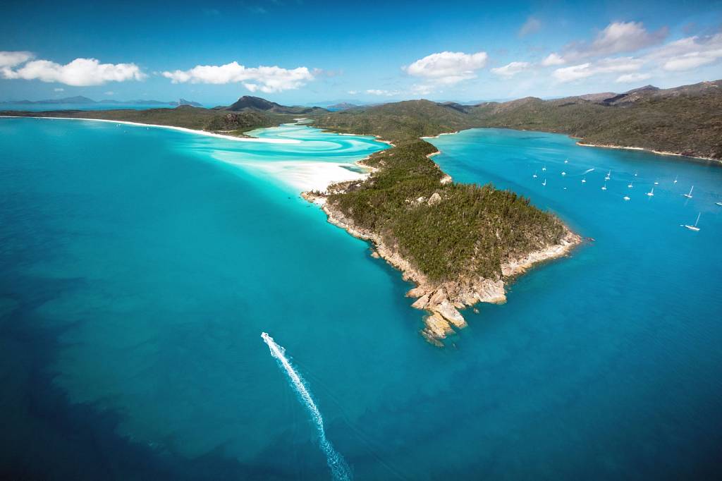 Whitehaven Beach and Hill Inlet Landscape